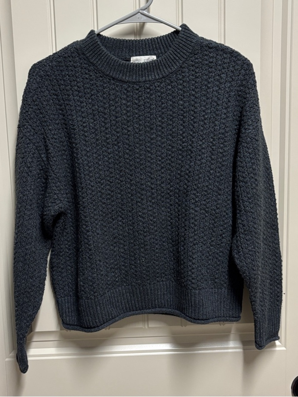 Universal Thread Charcoal Gray Sweater